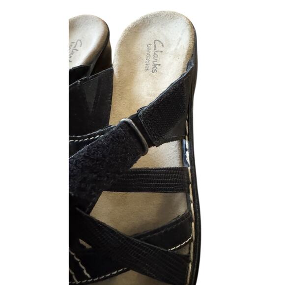 Clarks Bendables Womens Size 8.5 M Shoes Black Leather Comfort Slip On Sandals - Picture 6 of 11